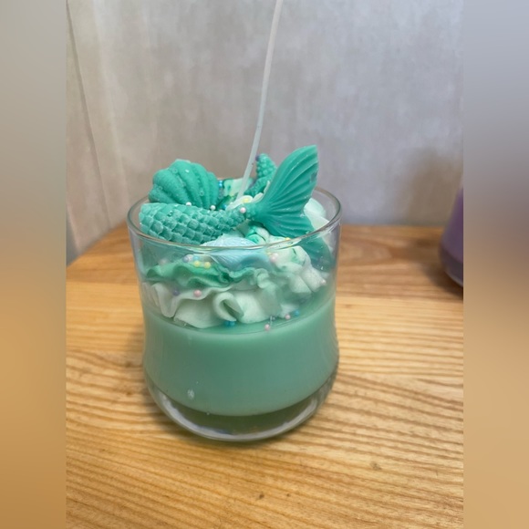 Mermaid Candles - Picture 5 of 6